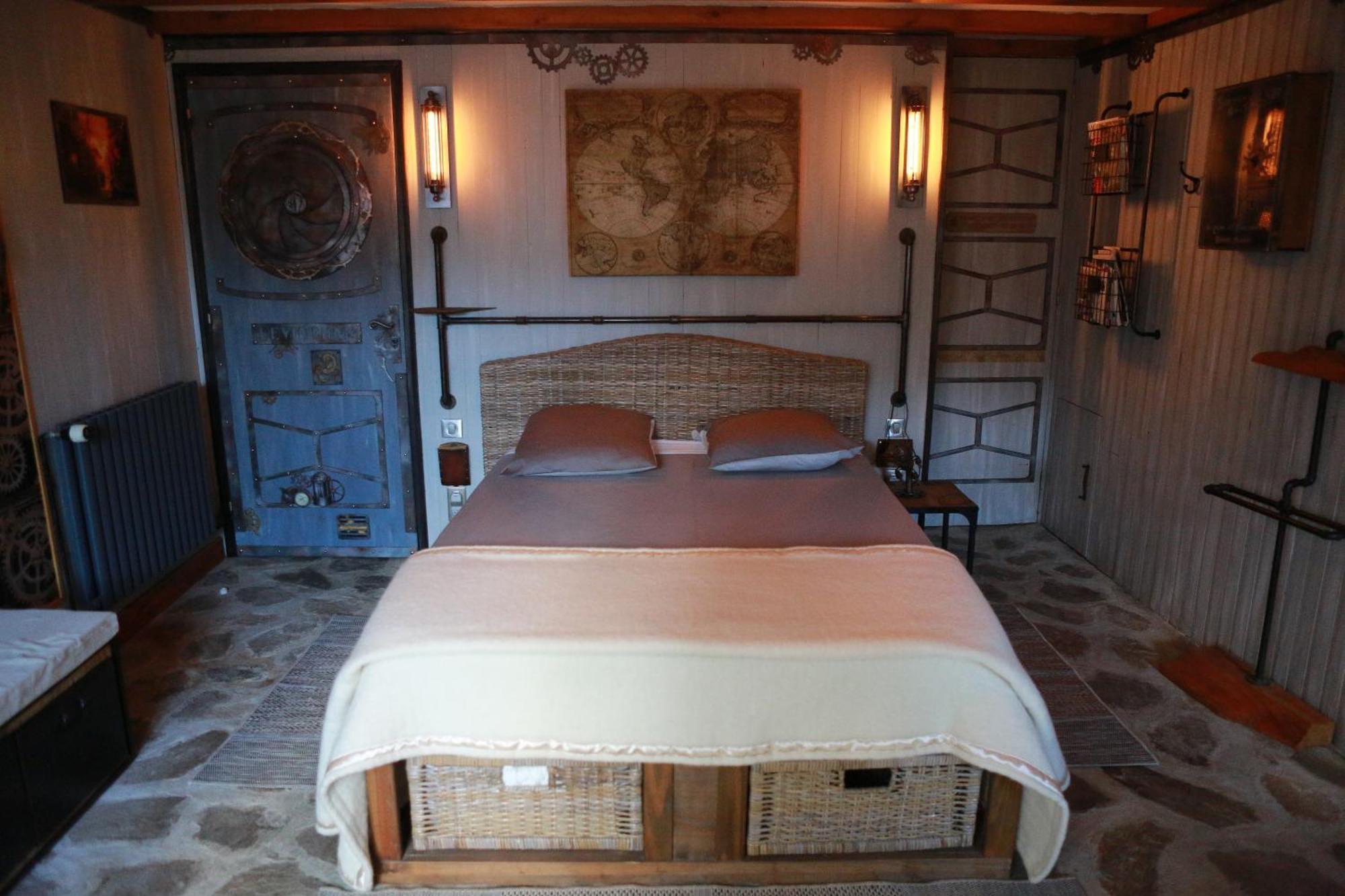 Chambre Steampunk Jules Vernes Bosbonparent Εξωτερικό φωτογραφία